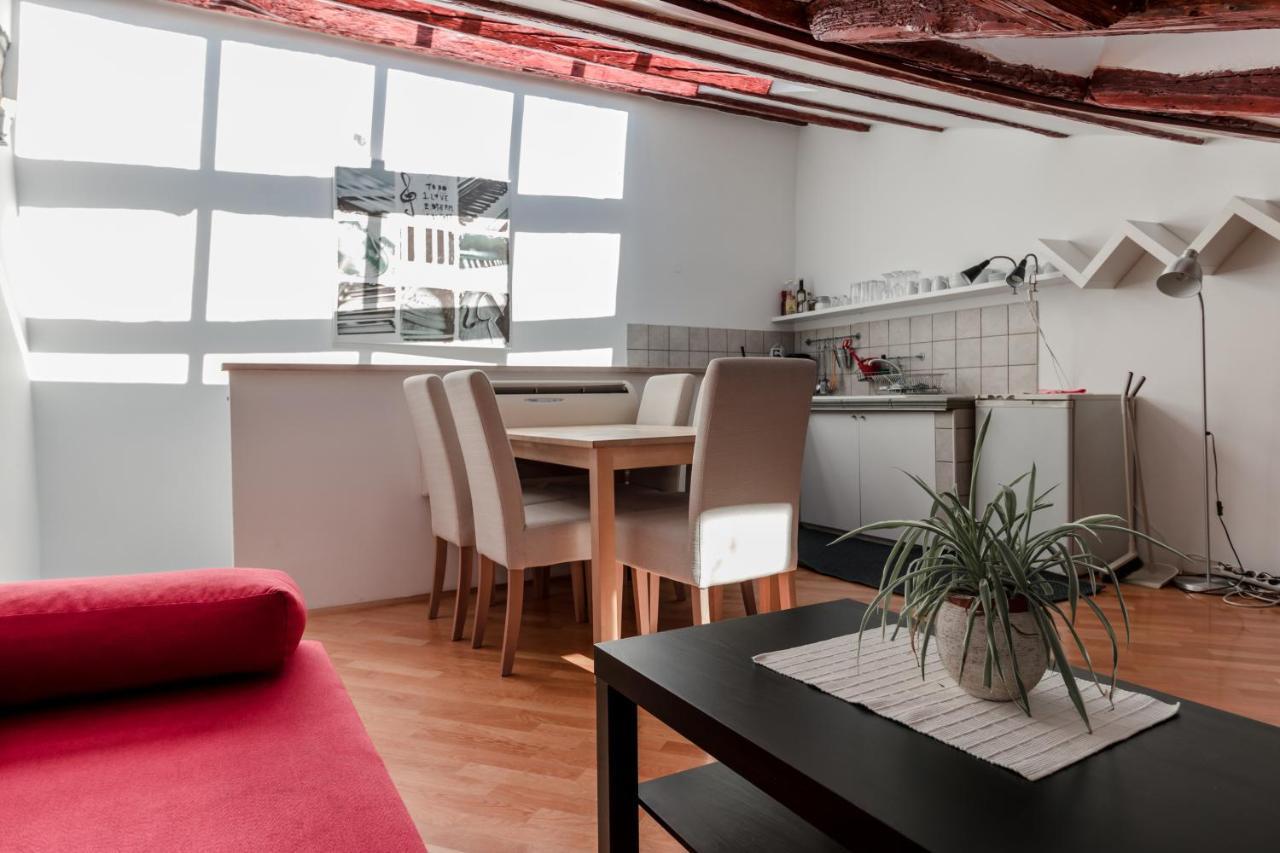 Apartments Music House Пиран Екстериор снимка